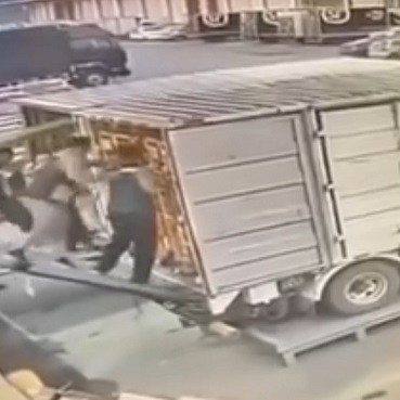 How To Die When Your Co Worker Is An Idiot