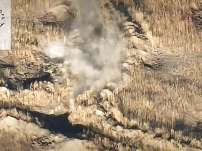 Ukrops Walk On Mines Placed in Trench 