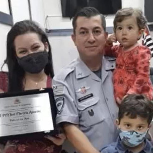 Dude In The Mall Jumped From The Second Floor