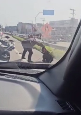 police officer suffered a robbery and killed two criminals in Brazil