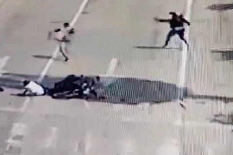 Woman Defends Herself with a Firearm in Attempted Theft of motorcycle 