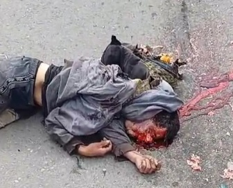 [1]Two motorcyclist horrifically gored by big truck 