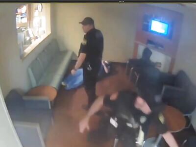 A Virginia police officer is arrested for battery