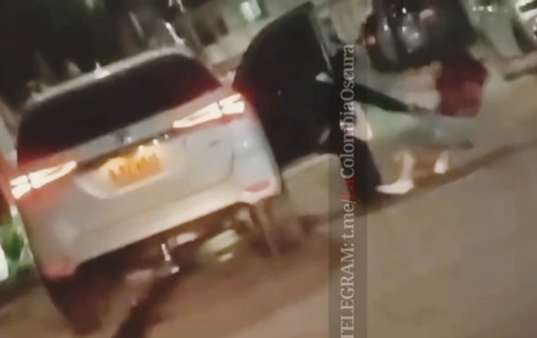 Police officer found his infethfull wife in car with her lover