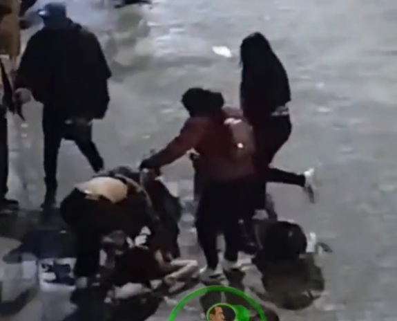 Hookers Fighting in Colombia 