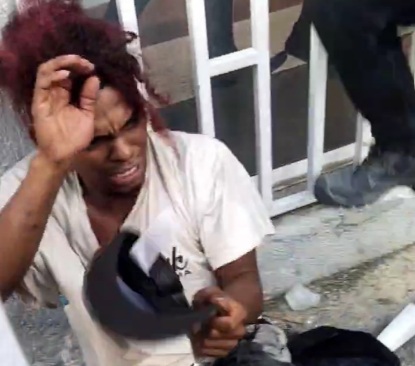 Thief punished for trying to steal woman purse 