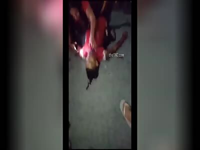 Security cameras captured the moment in which a gang of hitmen shot a citizen with a volley of bullets