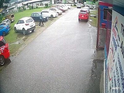 Sicario Kills Man Who Was Talking on a Cell Phone