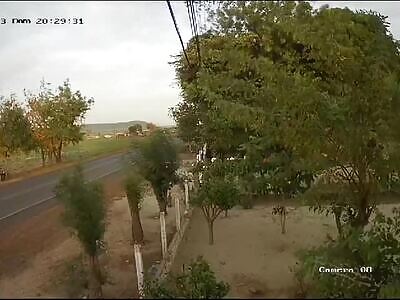 two motorcyclists die in a brutal accident in Brazil