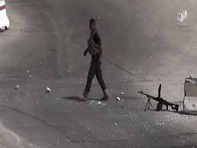 ISIS - Battlefield execution of soldier (better quality)