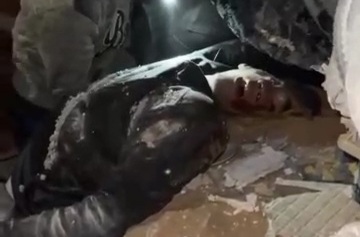 Palestinian Civilian Died with Skull Cracked under Building Remains 