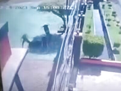 Dude Stabs his Colleague to Death