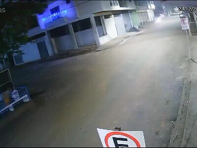 Head on crash between two bikers leaves one dead. Brazil