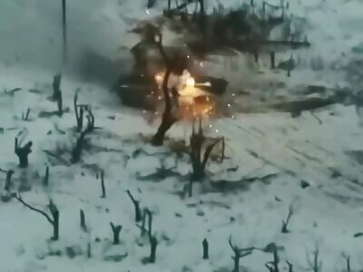 Russian T90-M getting wrecked by M2A2 Bradley