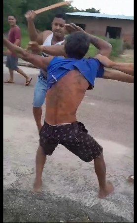 thief stole a washing machine and was flogged in final video 