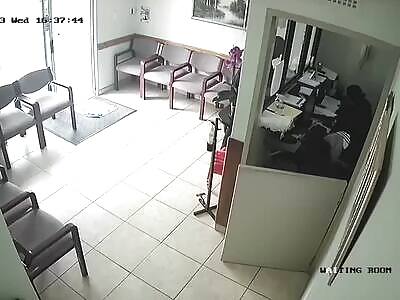 Man fights off attackers at doctor’s surgery