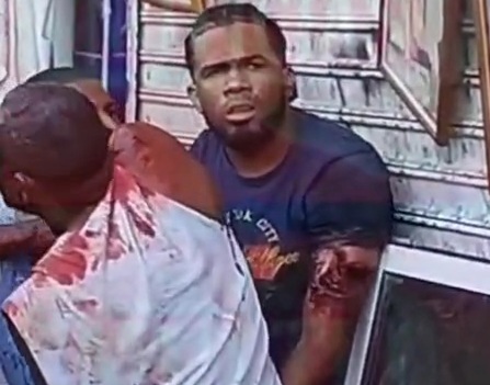 Machete fight in local market in Colombia 