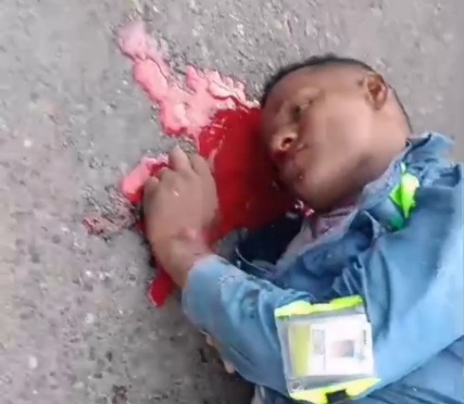 Motorcyclist crashed dead by speeding car 