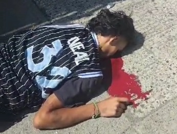 Motorcyclist crashed dead under truck 