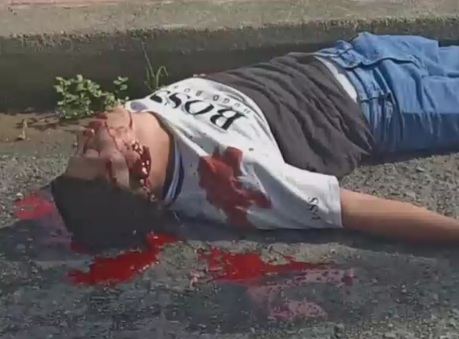 Last gasps of air after gettin fatally headshot from sicario 