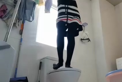 Girl Instantly Regrets Suicide, but, it's too Late 