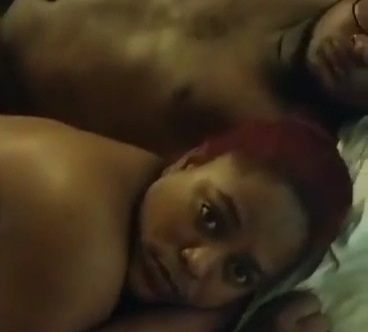 Husband found his wife and her lover nude in his bed 