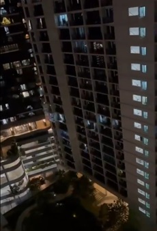 Man Throws Girlfriend from Apartment Balcony. 