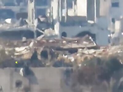 Invading troop killed in Gaza by Palestinian fighter 