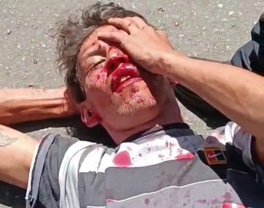 Armed thief captured stripped naked and nearly killed by angry crowds 