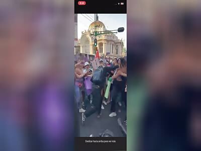 Feminist Punched and Dropped in Mexico City 