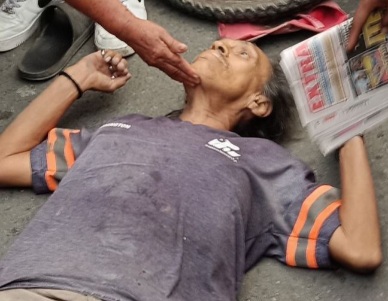 Old man on bike fatally crashed by bus