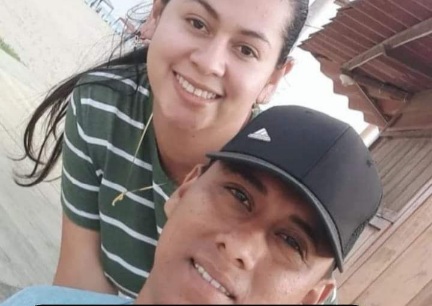 Couple involved in drug traffic executed by rival in their car 