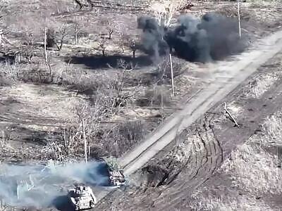 Bradley shoots Russian infantry