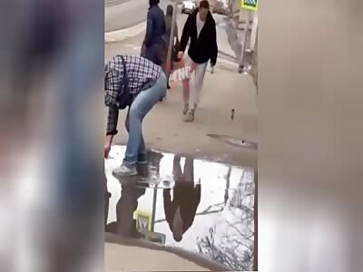 Passengers Start Fight On Bus