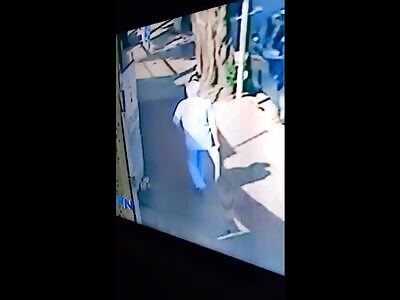 man was buried by the sidewalk in Cachoeiro de Itapemirim Brazil