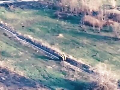 Russians hit by FPVs while evacuating wounded men