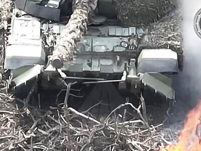 Spectacular Russian Turret Toss After Extermination of Evacuated Crew