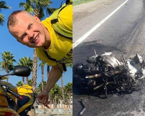 YouTuber Drives Into Oncoming Lane And Collides With Truck