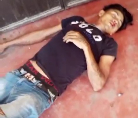 Young man killed during clashes between army and Mexican cartel 