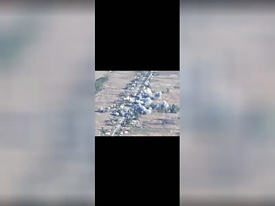 Pair of Ukrainian Su-25s are wiping out the Russians