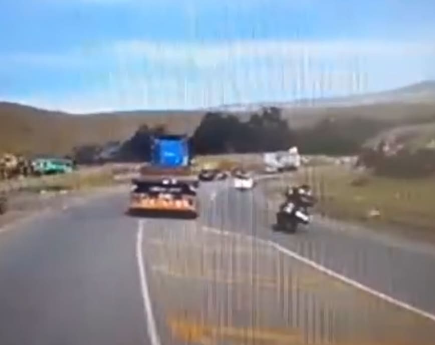 Biker Destroyed During Overtake Attempt