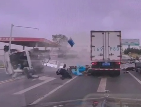 Ambulance carried patient crashed ,no need for taking him to hospital,he is already DEAD