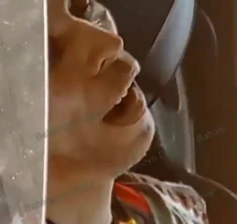 Taxi driver died in his car due to a fatally heart attack 