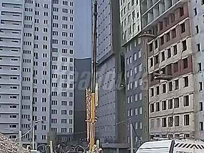 Construction Lift Falls With Workers From 8th Floor (2 Dead, 2 Injured)