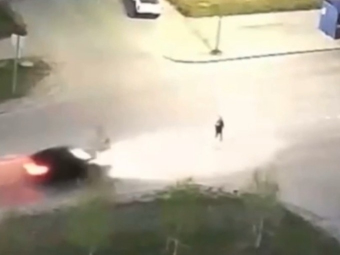 It’s Better To Cross Road Through Pedestrian Crossing