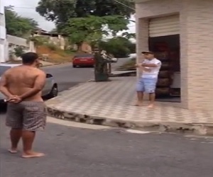 SHOCKING. Man Shot Dead Mercilessly in the Street During Argument Between Neighbours @1:57