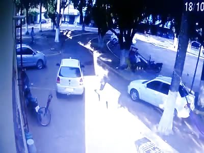 Taxi Driver is Executed While Sitting and Chatting with a Friend