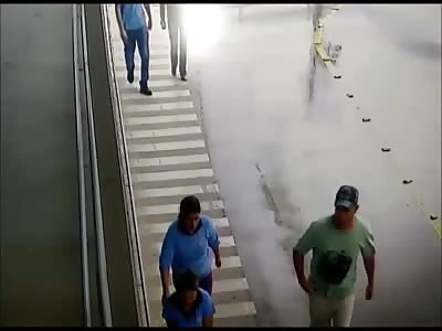 Woman Getting Stabbed in the Street by her Ex-Husband