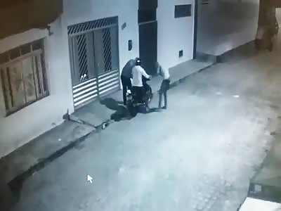 Policeman Shot Dead by Robbers 