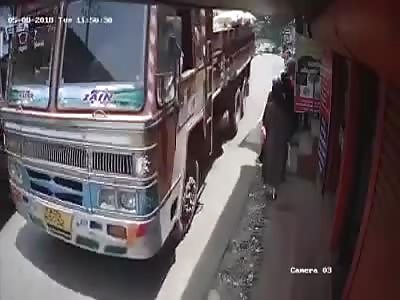 Raging Buffalo Attacks Lady